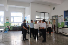 內蒙古自治區(qū)人力資源和社會保障廳廳長翟瑛珺蒞臨學院調研指導工作